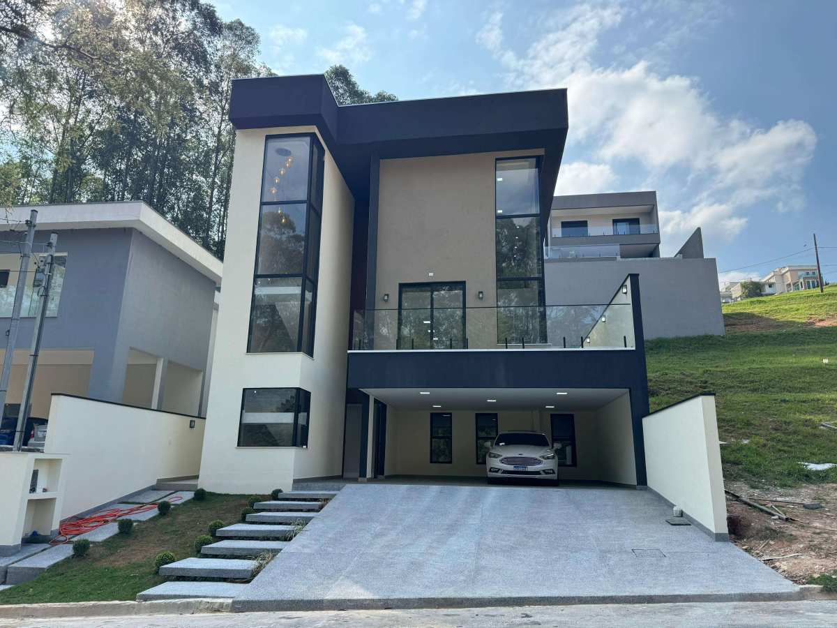 Casa de condomínio à venda em Barueri, com 3 quartos, 384m² - Corretora de Imóveis - Jéssica Gomes.