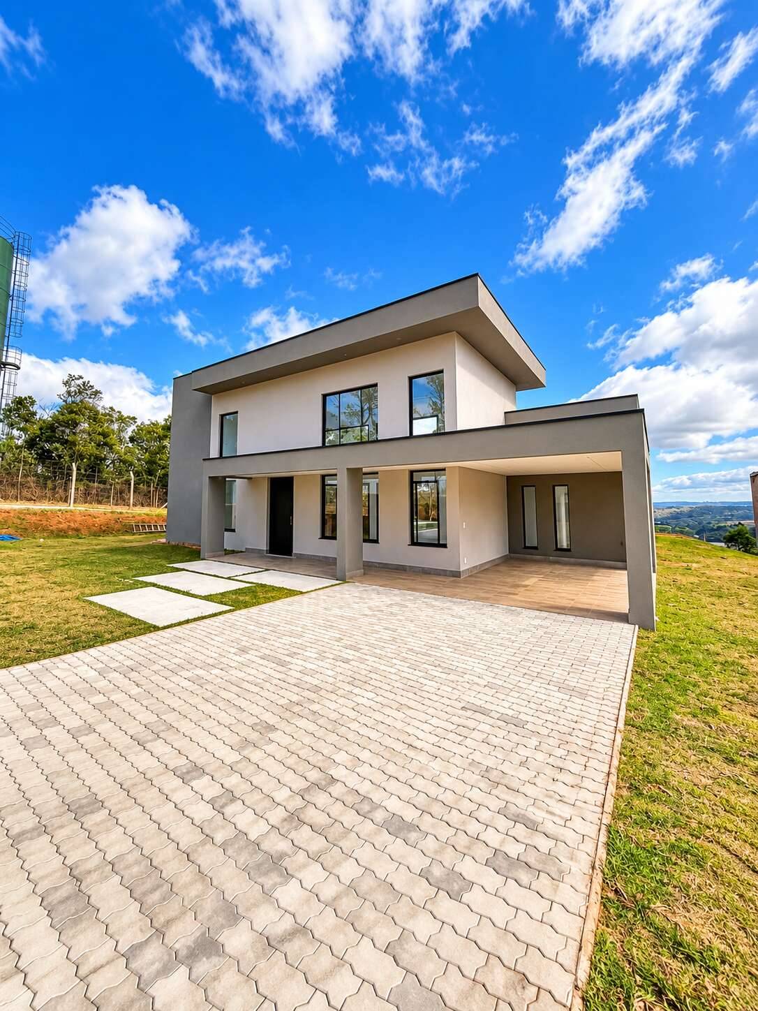 Casa de condomínio à venda em Ibiúna, com 3 quartos, 1336m² - Corretora de Imóveis - Jéssica Gomes.