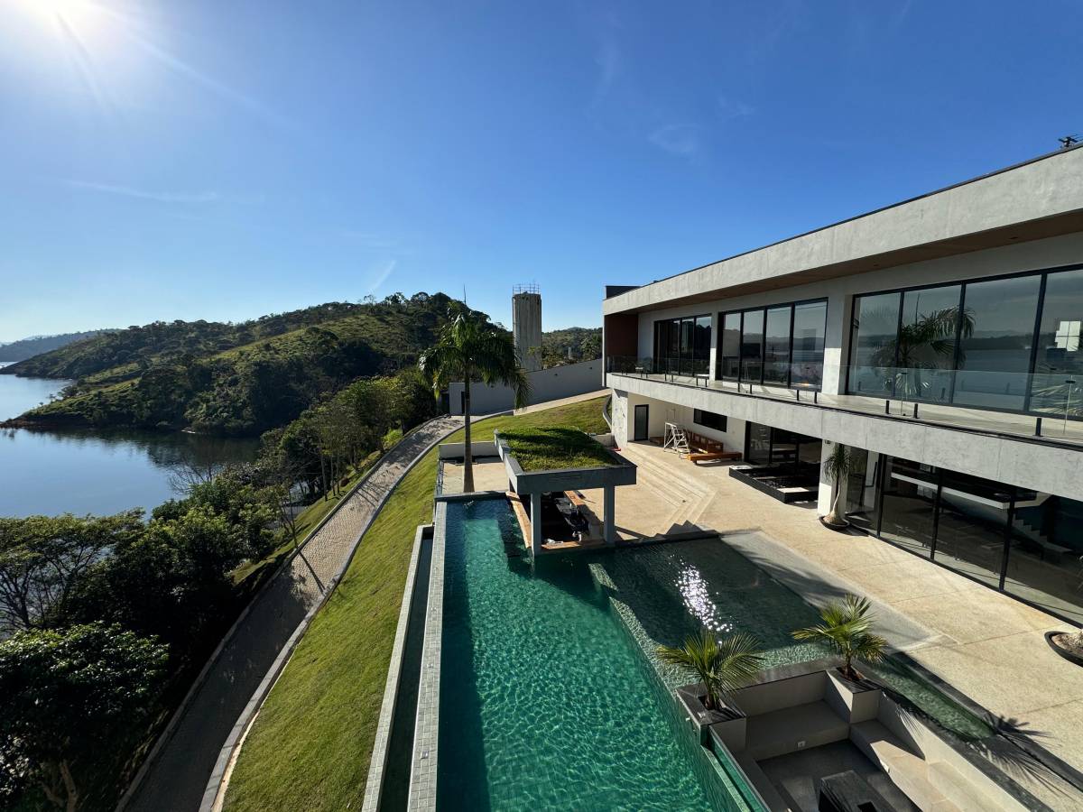 Casa de condomínio à venda em Igaratá, com 10 quartos, 2900m² - Corretora de Imóveis - Jéssica Gomes.