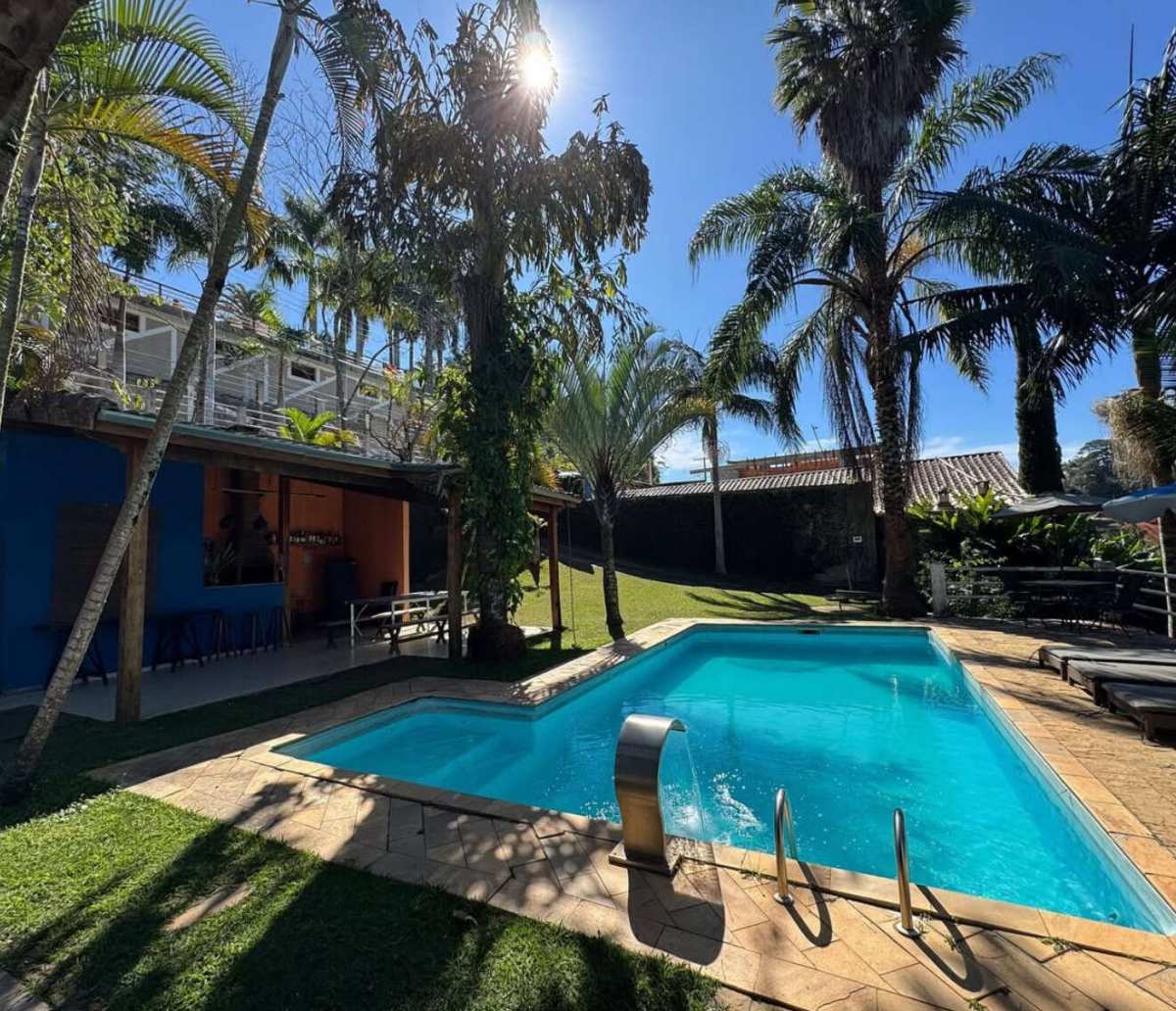 Casa de condomínio à venda em Igaratá, com 4 quartos, 4.200m² - Corretora de Imóveis - Jéssica Gomes.