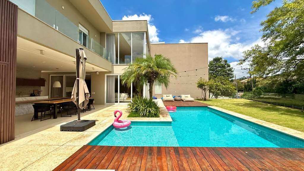 Casa de condomínio à venda em Jandira, Jardim do Golf I, com 4 quartos, 800m² - Corretora de Imóveis - Jéssica Gomes.