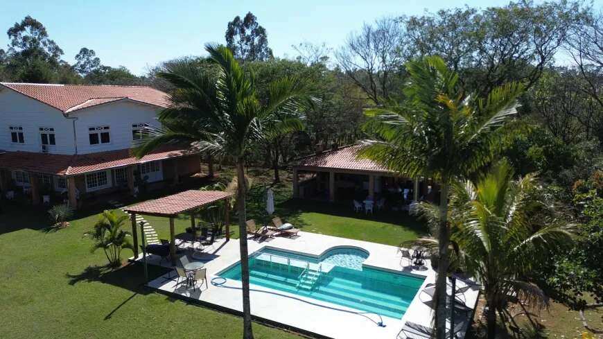 Chácara à venda em Itu, com 5 quartos, 2630m² - Corretora de Imóveis - Jéssica Gomes.