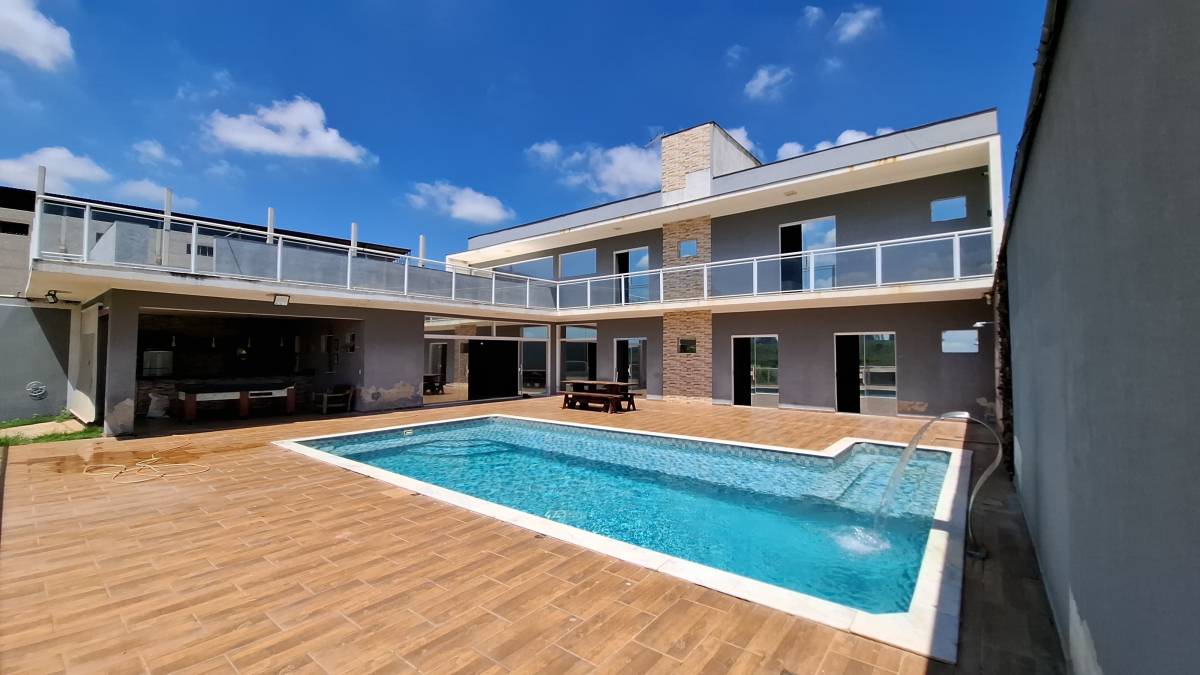 Chácara à venda em Sorocaba, com 5 quartos, 1000m² - Corretora de Imóveis - Jéssica Gomes.