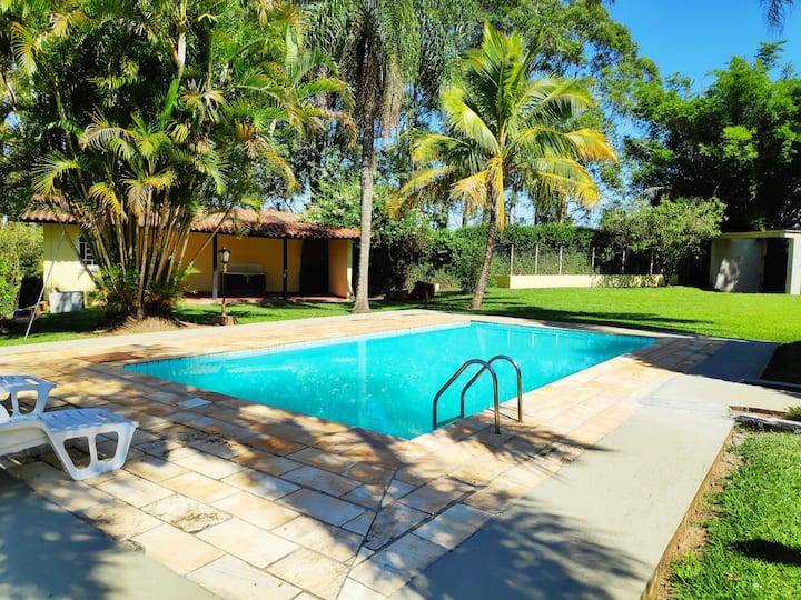 Chácara à venda em Atibaia, Centro, com 4 quartos, 12000m² - Corretora de Imóveis - Jéssica Gomes.