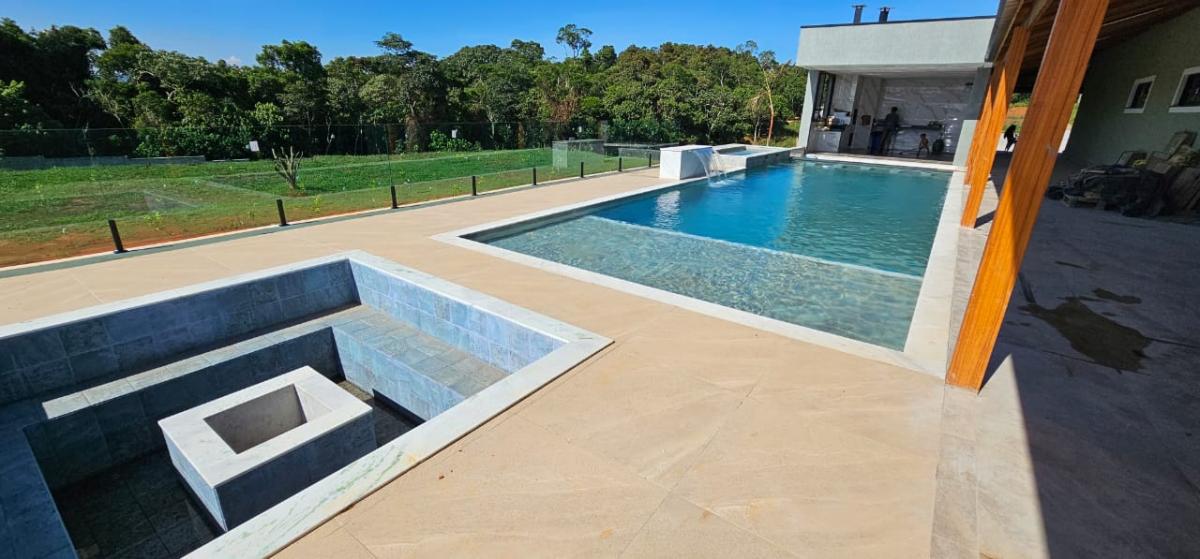 Sítio à venda em Mogi das Cruzes, com 4 quartos, 25.000m² - Corretora de Imóveis - Jéssica Gomes.